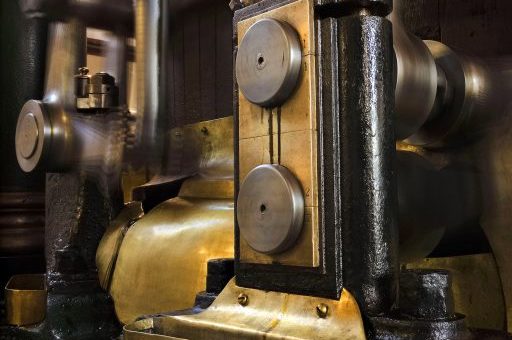 iPhone DNG, multi frame capture, steam engine pimp in action under low light.