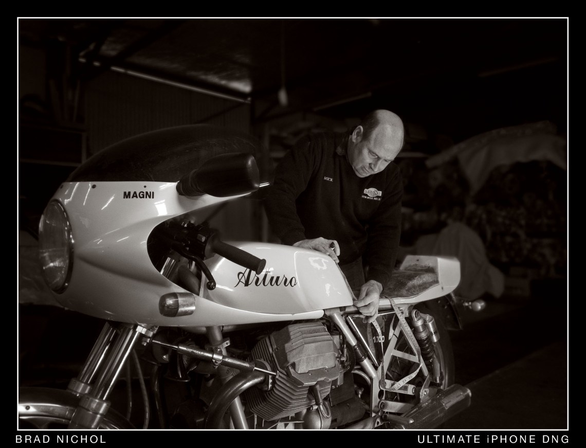 Custom motor cycle seat construction