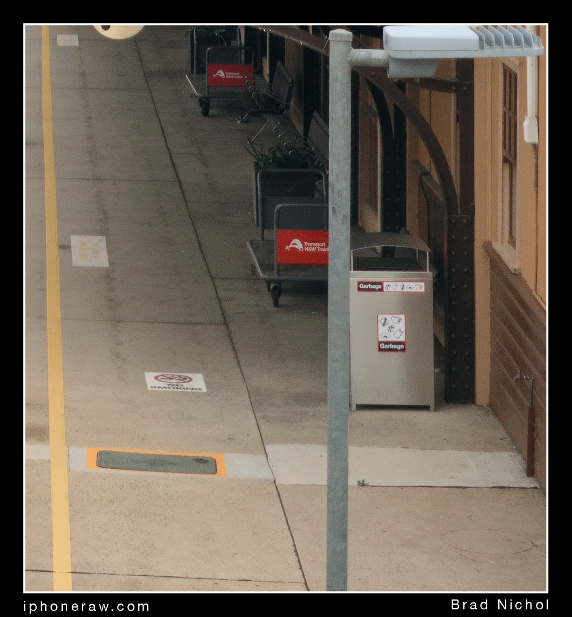 Corner crop iPhone X telephoto lens, test image Goulburn railway Station